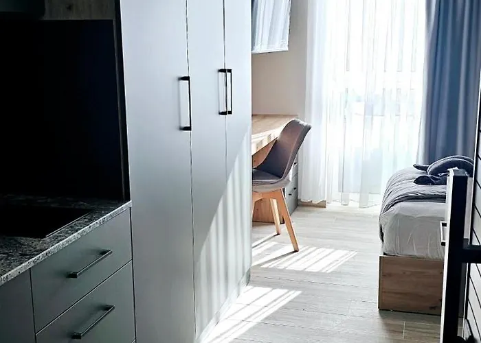 Hira Boarding מלון דירות