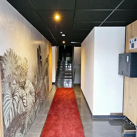 Hira Boarding Aparthotel