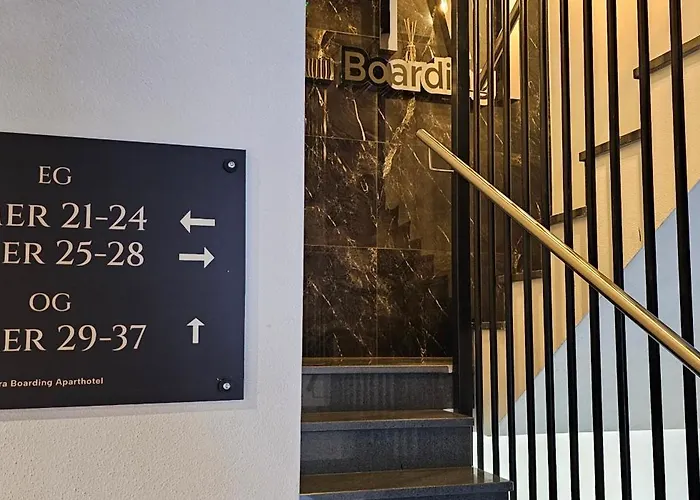 מלון דירות Hira Boarding 3*